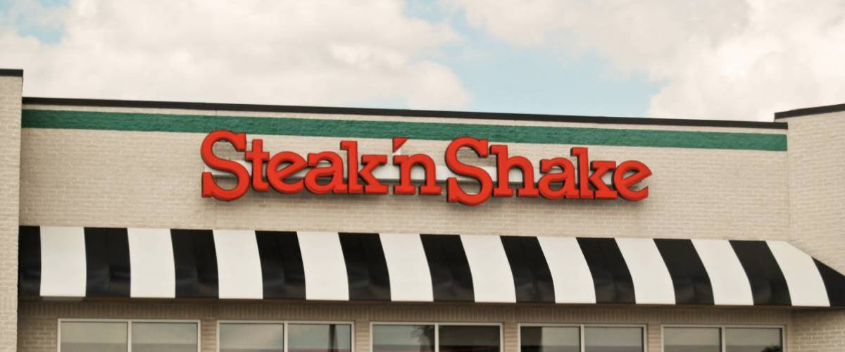Steak 'n Shake storefront