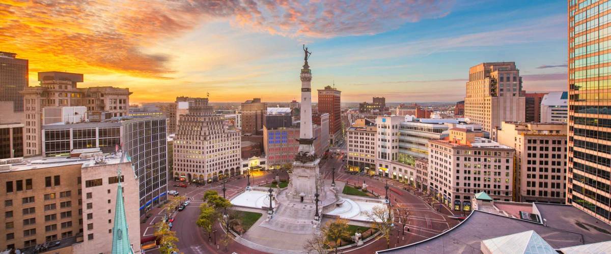 Indianapolis, Indiana, USA skyline over Soliders' and Sailors' Monument at dusk.