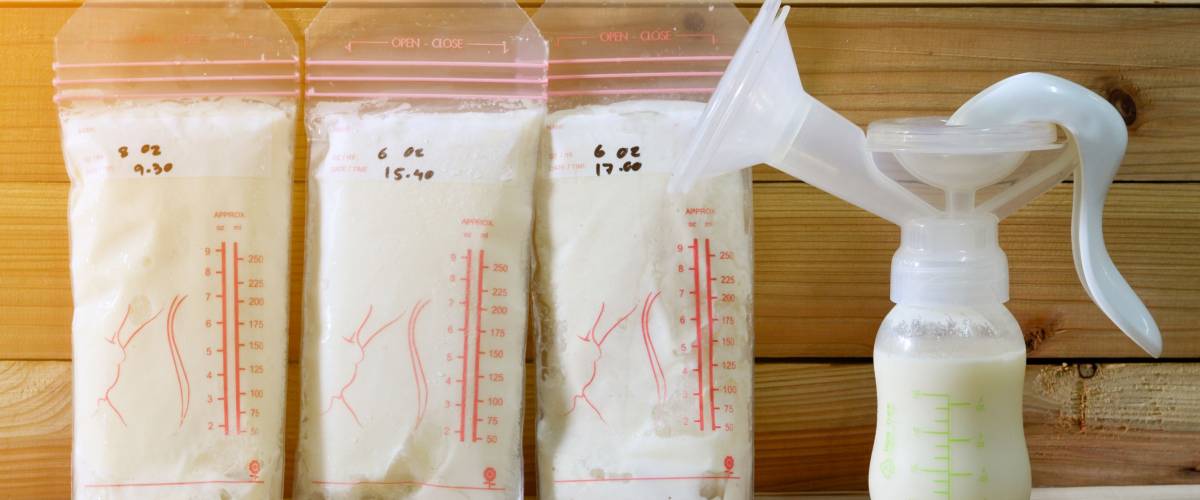 breast milk frozen in storage bags for baby