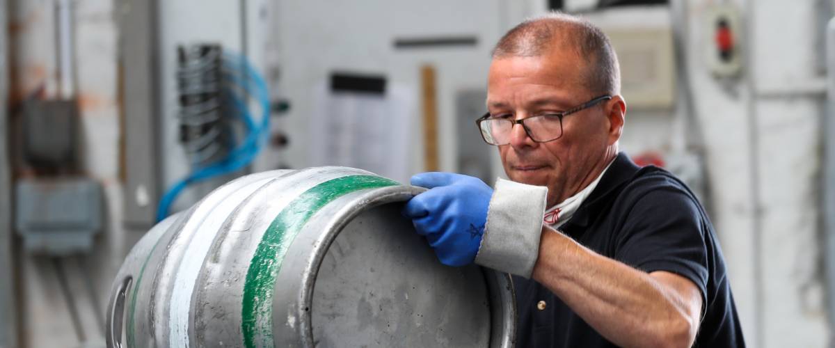 Lifting keg