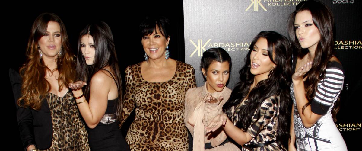 The whole Kardashian family gathers in 2011