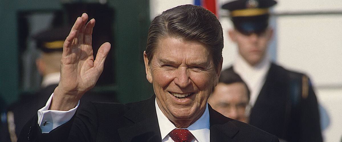 Ronald Reagan waves to crowd
