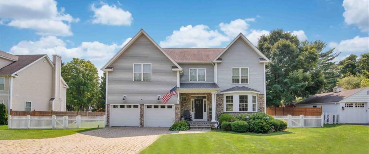 D'Amelio family home