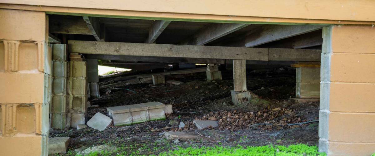 View of crawl space underneath a house