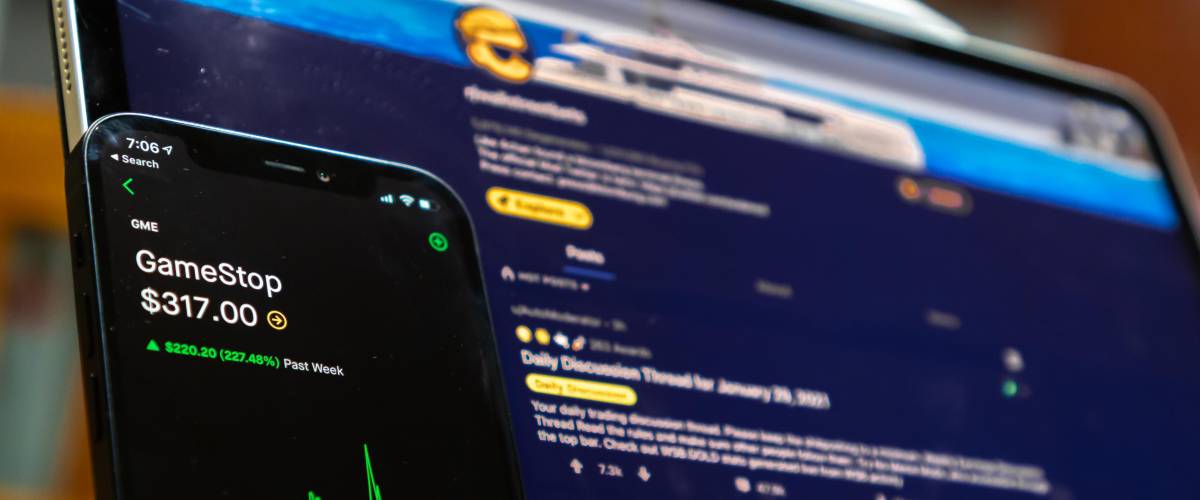 GameStop stock rally on Robinhood app due to Reddit wallstreetbets subreddit