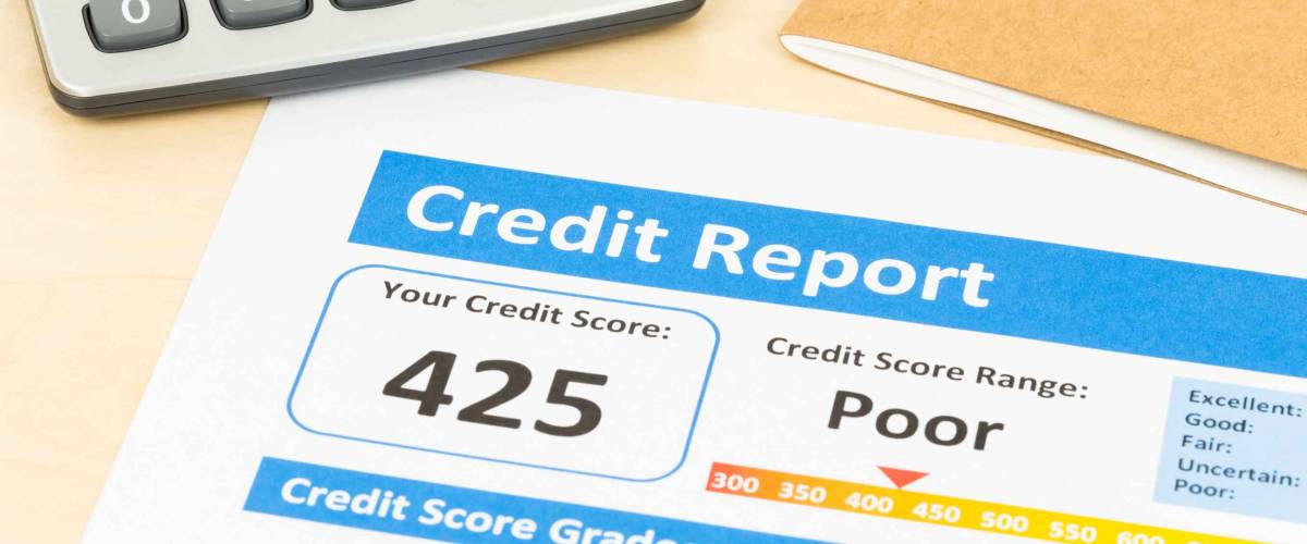 Poor credit score report with calculator