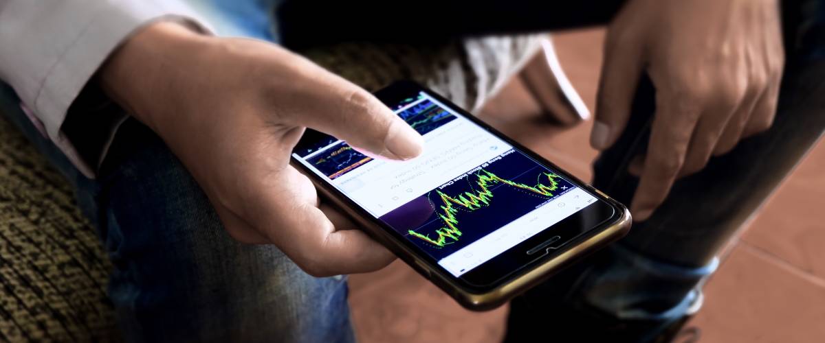 Using stock market app on phone