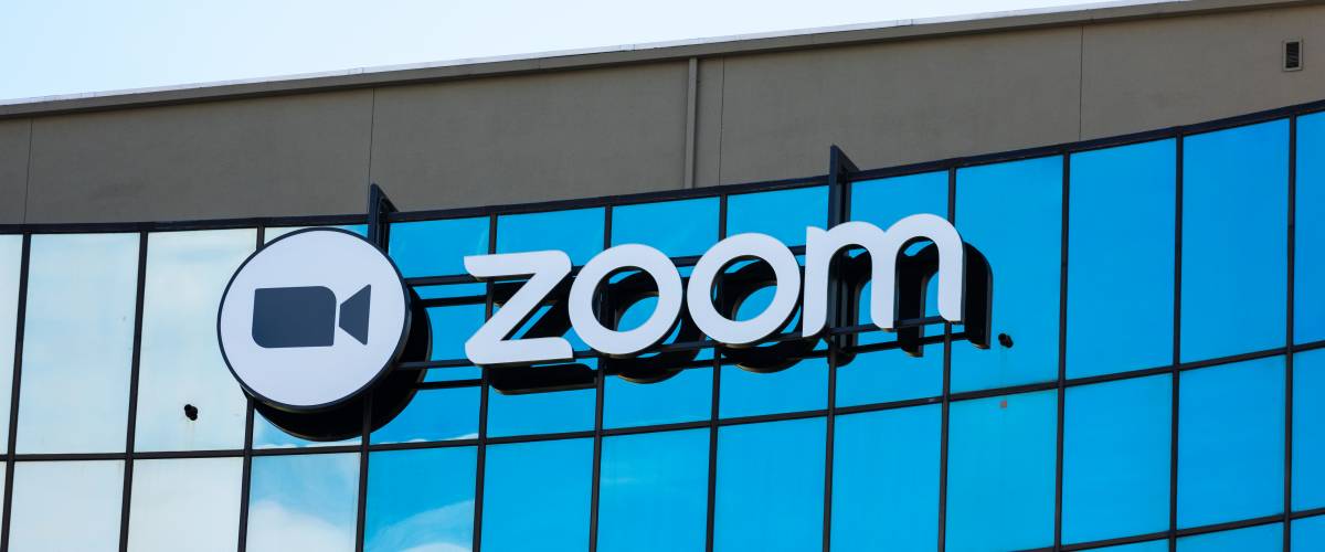 Zoom sign and logo on startup headquarters in Silicon Valley.