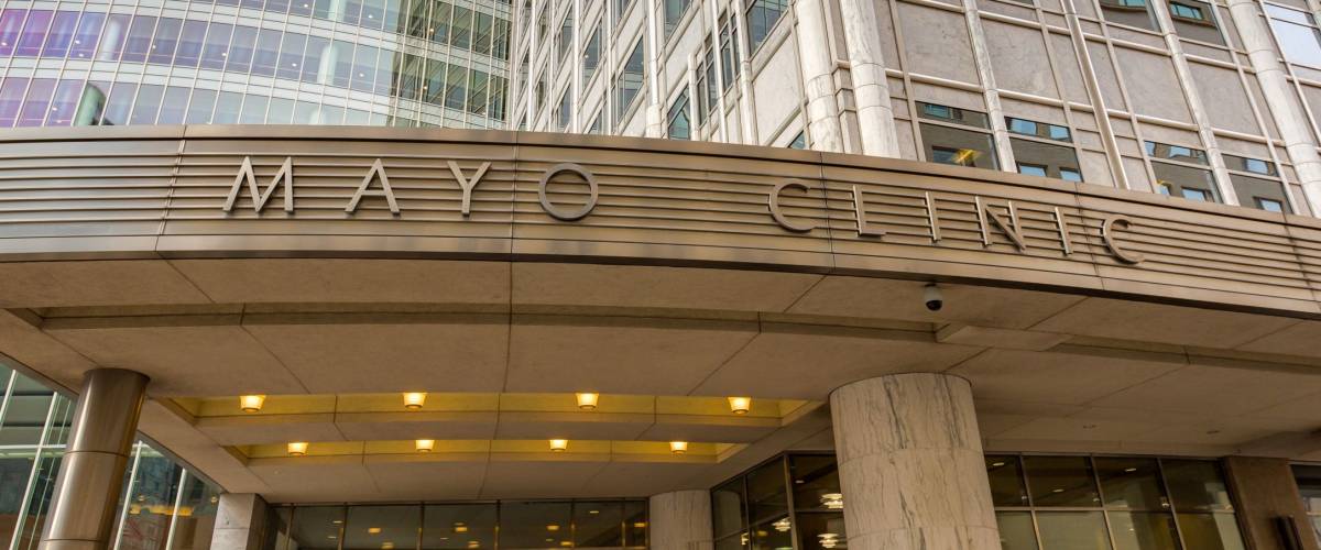 ROCHESTER, MN/USA - JANUARY 19, 2015: Mayo Clinic entrance and sign. The Mayo Clinic is a nonprofit medical practice and medical research group based in Rochester, Minnesota.