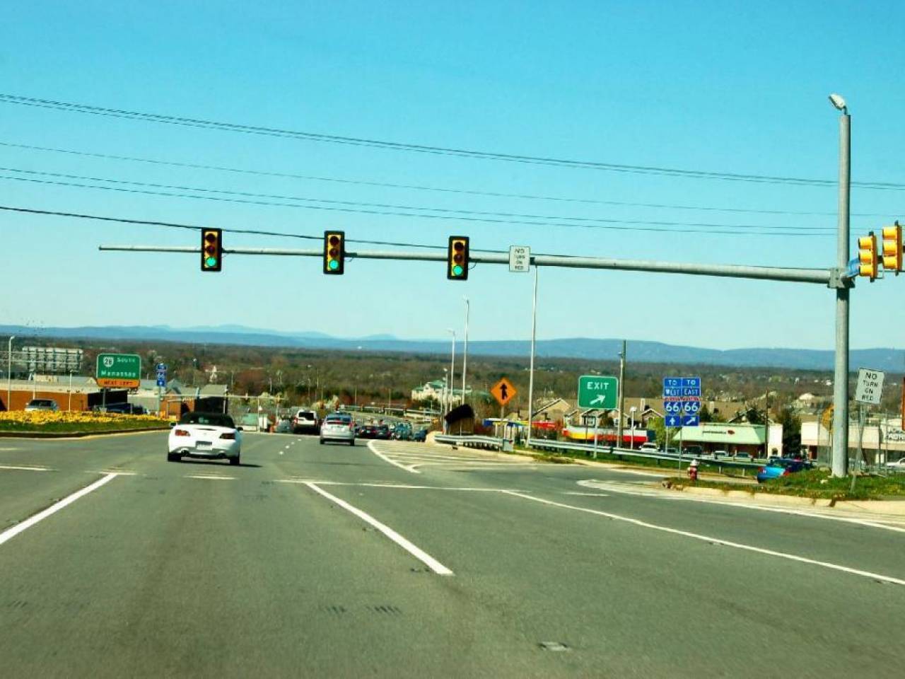 Centreville, VA traffic lights