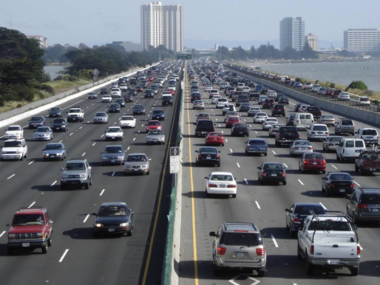 Hayward, CA traffic