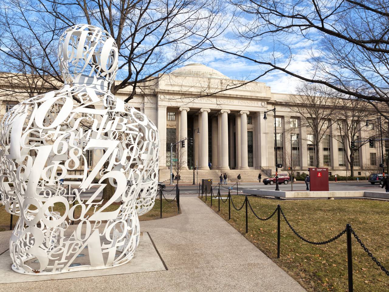 Massachusetts Institute of Technology