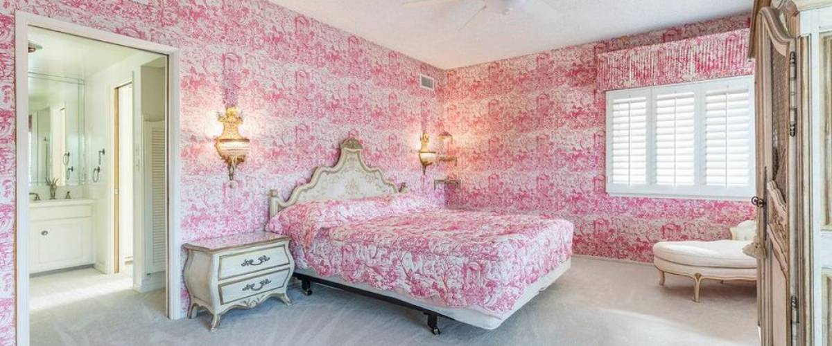 A master bedroom in the home in Studio City, California, that was used as the 'Brady Bunch' house