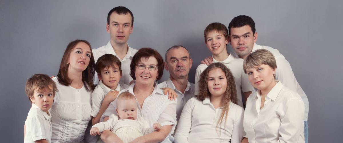 Big family portrait, studio