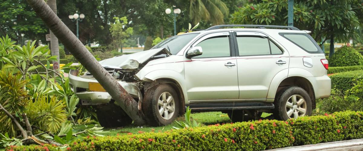 Road accident car crash on an city road