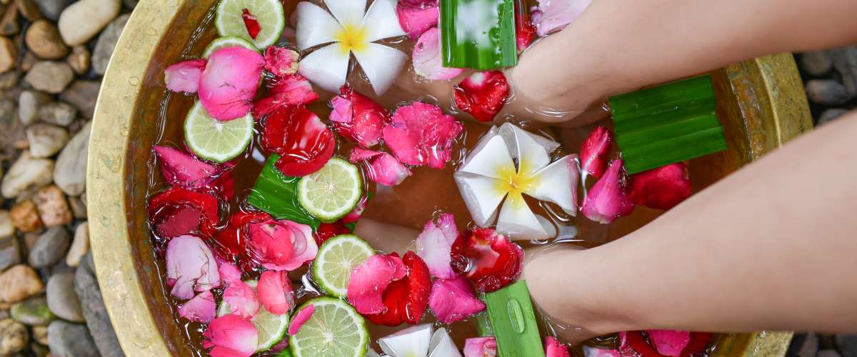 foot massage foot bath