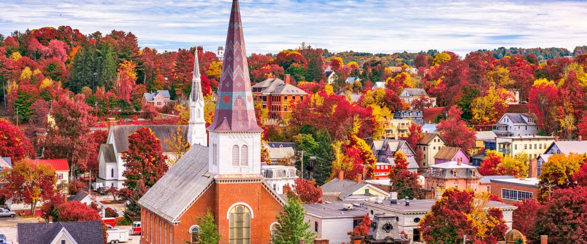 Montpelier, Vermont, USA town skyline in autumn.