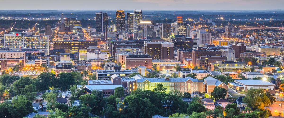 Birmingham, Alabama, USA downtown skyline.