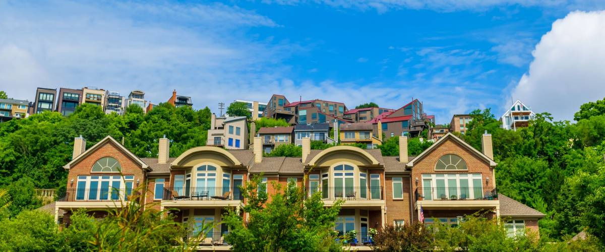 Condos and Apartment over looking The Ohio river to Kentucky in Cincinnati Ohio-urban photography 2018