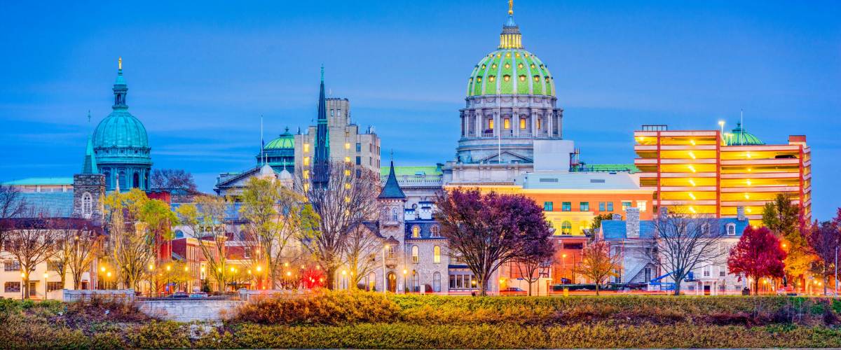 Harrisburg, Pennsylvania, USA downtown city skyline on the Susquehanna River.