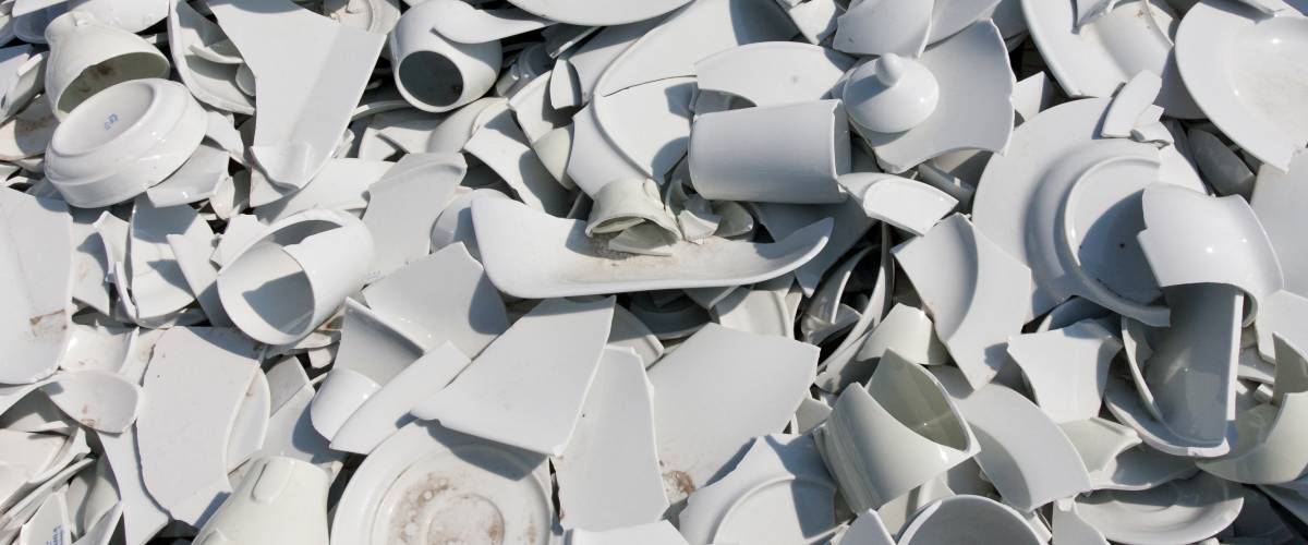 Broken porcelain dinnerware