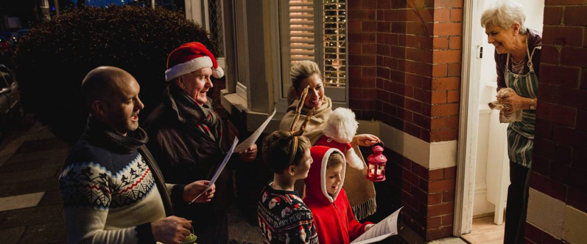 Caroler's at front door