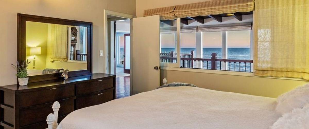 Bedroom in the Malibu home recently sold by Barry Williams of The Brady Bunch