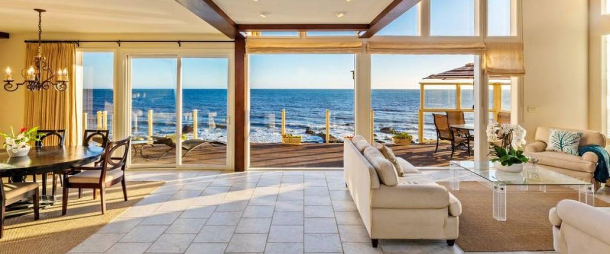 Living room in the Malibu home recently sold by Barry Williams of The Brady Bunch