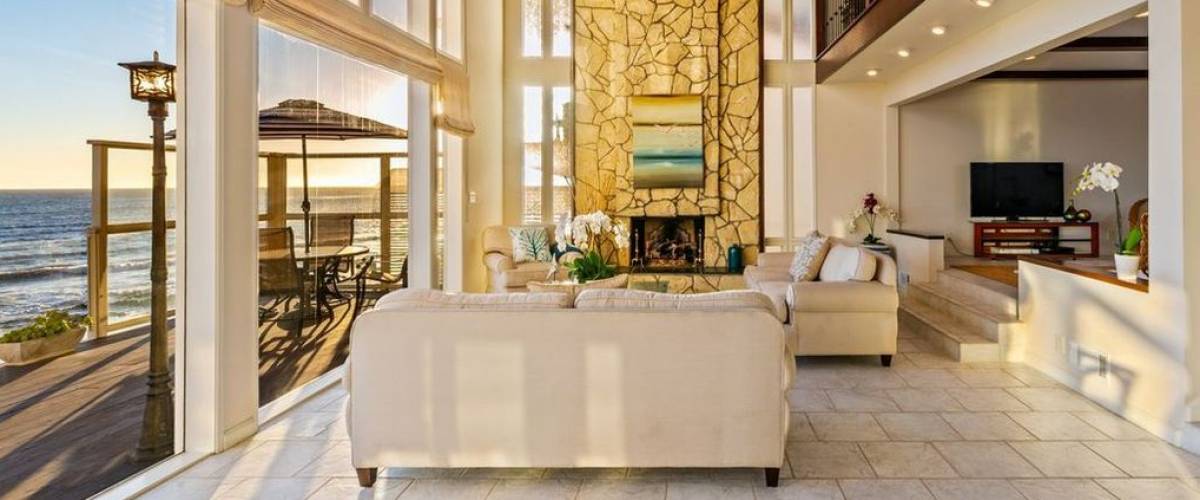 Living room in the Malibu home recently sold by Barry Williams of The Brady Bunch