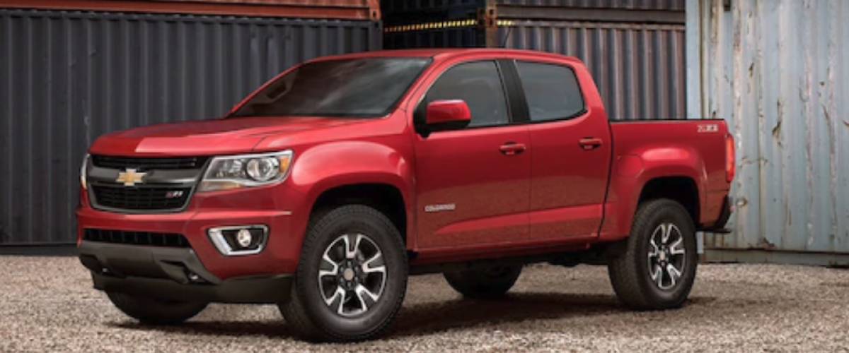 Red Chevrolet Colorado