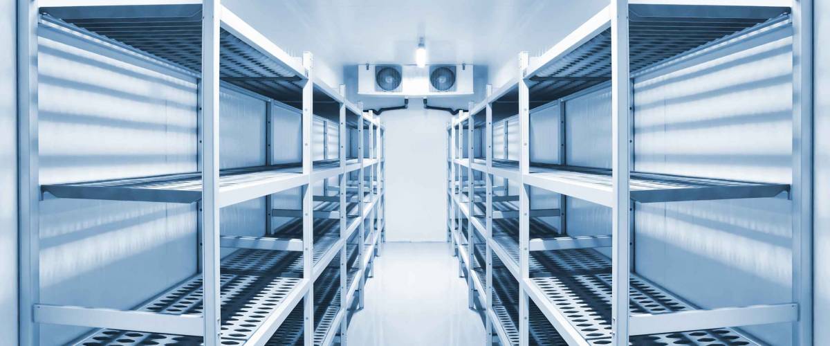 Refrigeration chamber for food storage..
