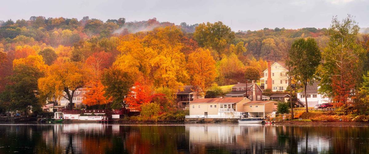 A beautiful Autumn morning in Shelton, Connecticut, USA.