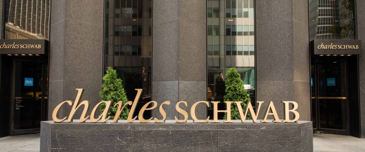 New York City, New York - September 17, 2017 Charles Schwab Office Building Exterior Signs in Midtown Manhattan