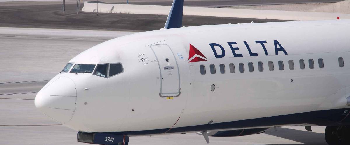 LAS VEGAS, USA - APRIL 15, 2014: Boeing 737 of Delta Airlines at Las Vegas McCarran International Airport.