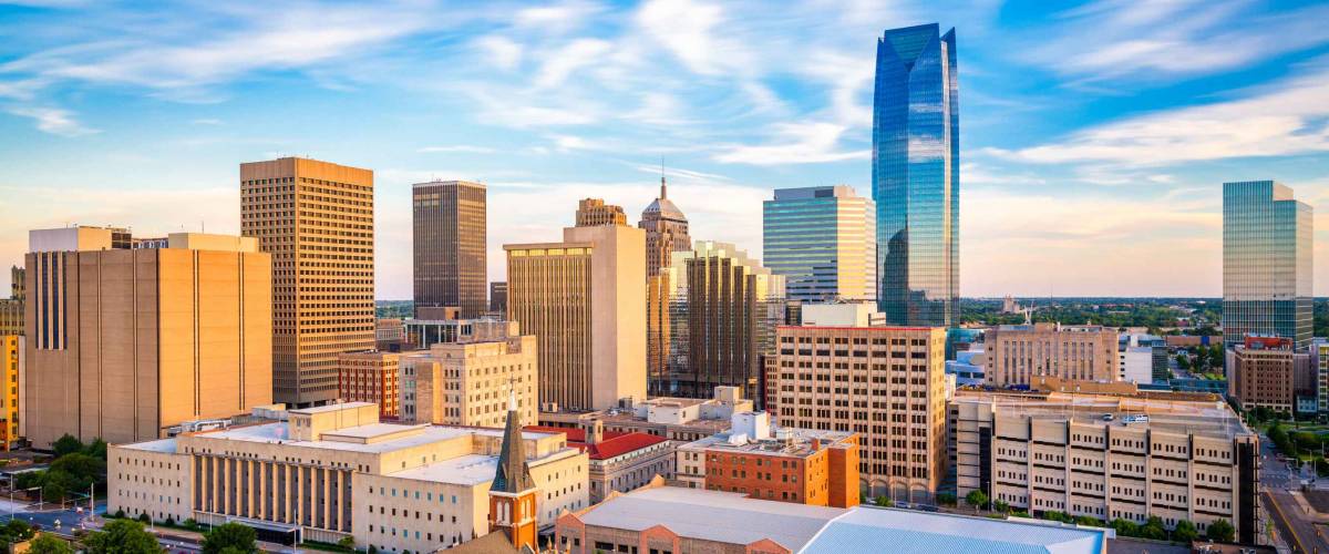 Oklahoma City, Oklahoma, USA downtown skyline at twilight.