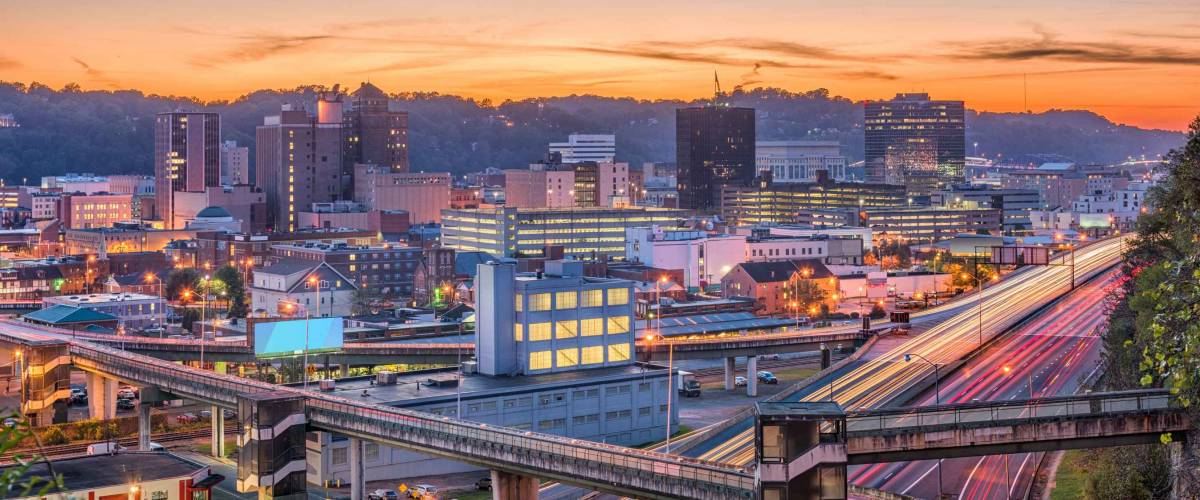 Charleston, West Virginia, USA skyline at twilight.