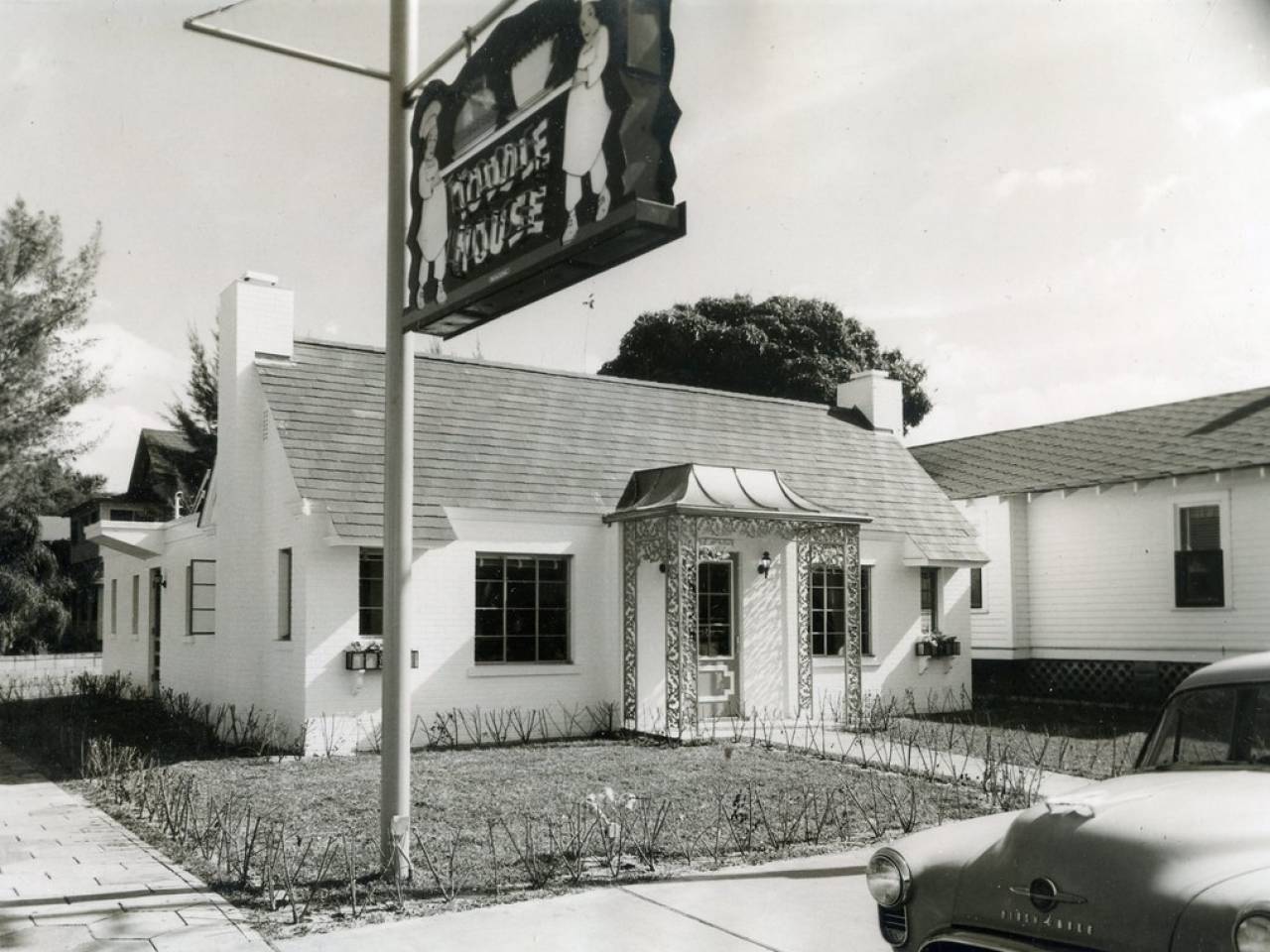 Toddle house building