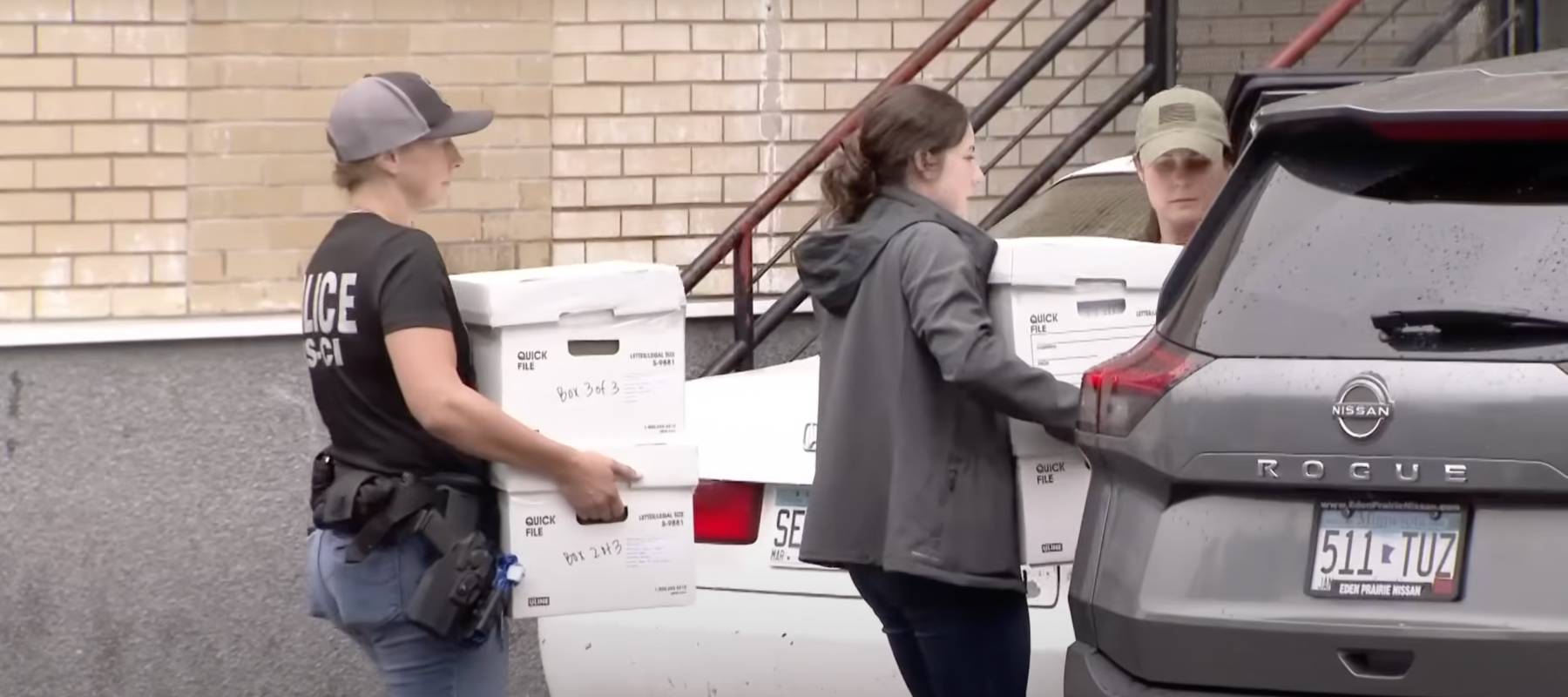 Feds raid Minnesota businesses, homes in coordinated effort to confront the state’s massive Medicare ‘fraud problem’