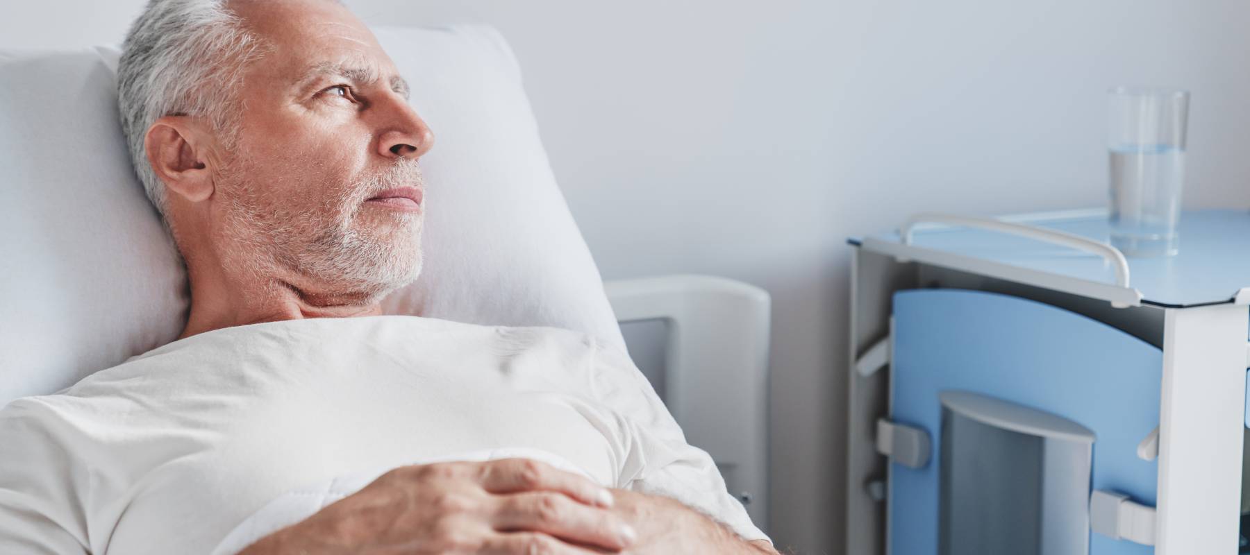 A cancer diagnosis can throw a wrench in anyone's retirement plans. Here's some help on when to claim Social Security after being diagnosed with cancer.