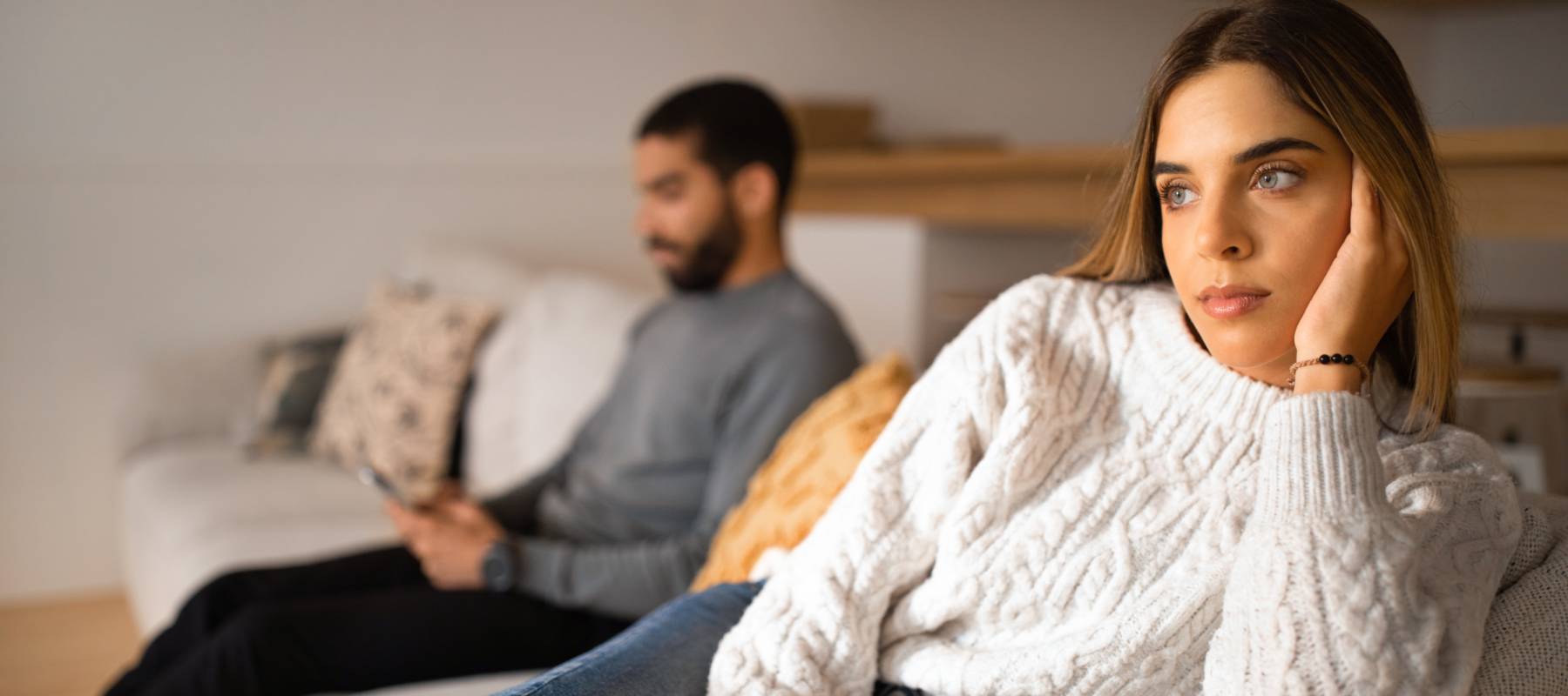 Are there financial benefits to saying ‘I do’?