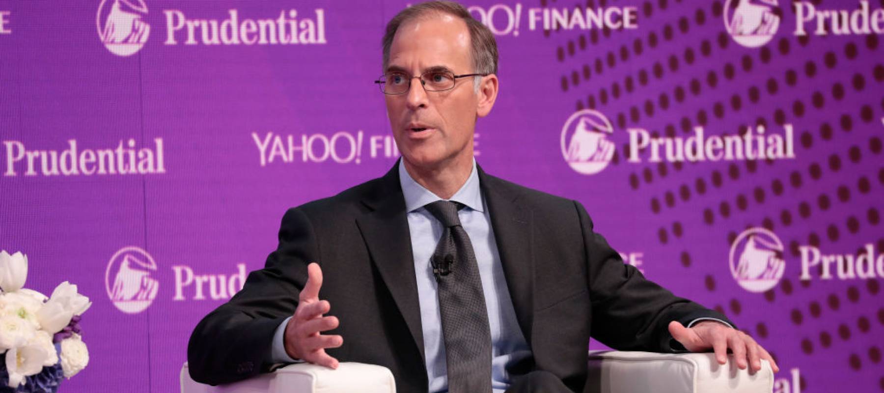 Mark Zandi warns one-third of the US economy is already in a recession — here are the states at high risk now