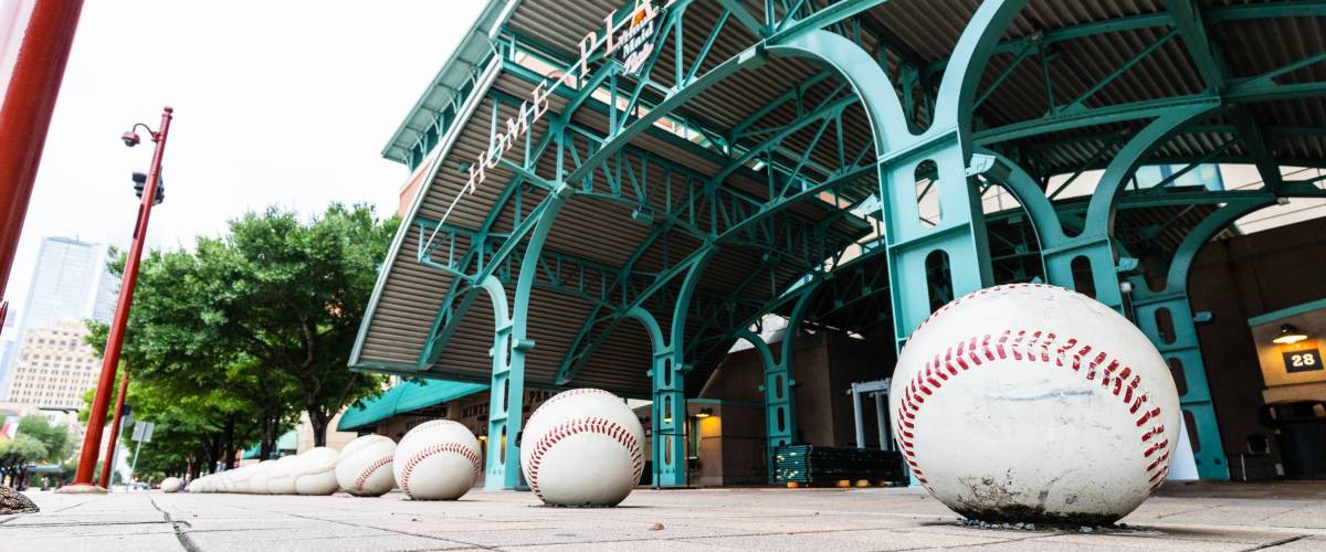 Juiced with Quirks: Minute Maid Park a unique, Texan venue – The