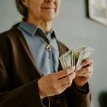 This Illinois man’s wife wants to keep $75K in a safe at home — here’s why The Ramsey Show says this is risky and what they should do instead.