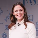 Jennifer Garner's organic food company listing on NYSE.
