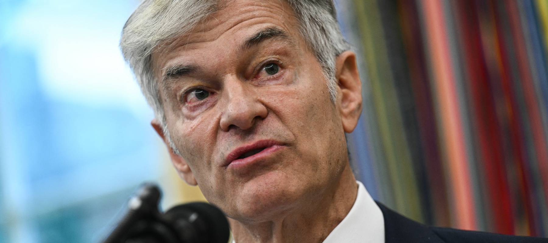 Administrator for the Centers for Medicare & Medicaid Services Mehmet Oz speaks in the Oval Office of the White House in Washington, D.C., Sept. 30, 2025..