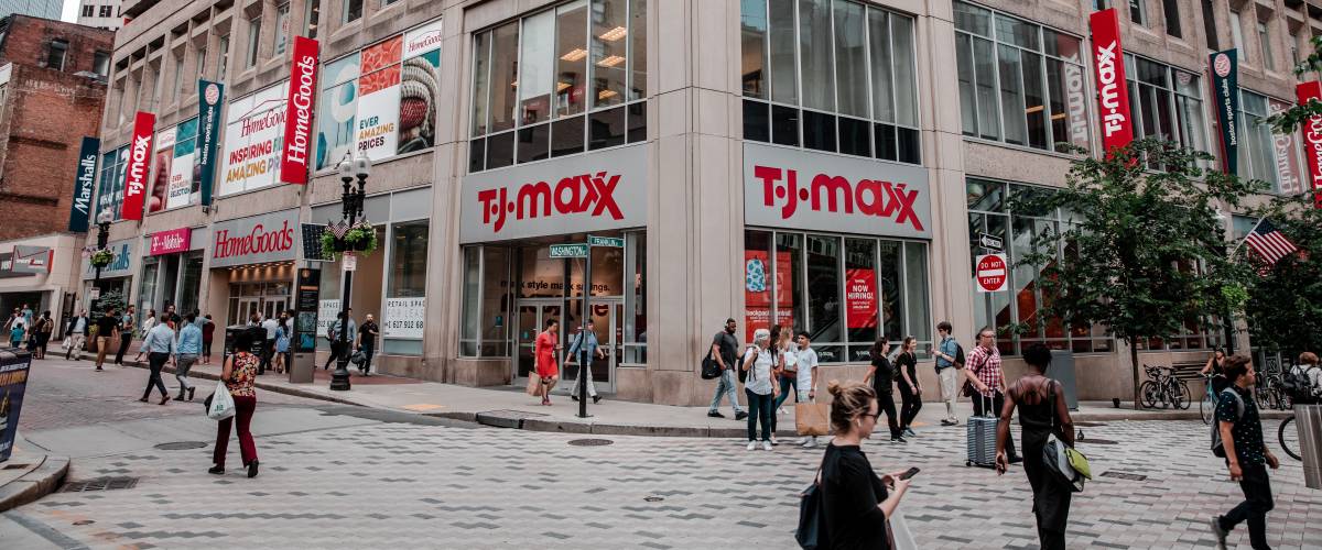When Does TJ Maxx Restock In 2022? (All You Need to Know)