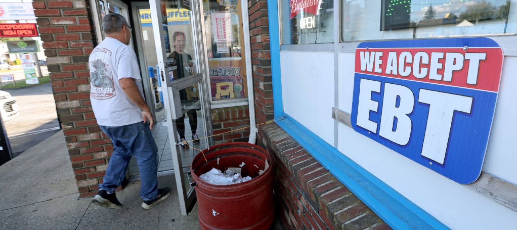 A grocery store advertises that it accepts EBT.