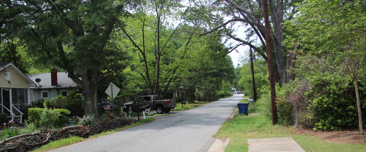 Bingham Street, Fair Oaks, Georgia