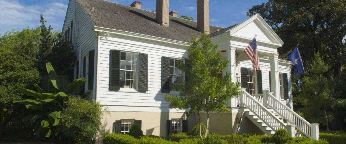 antebellum home in Natchez Mississippi