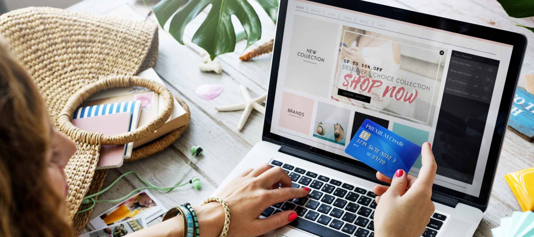 Summer Beach Holiday Online Shopping Concept